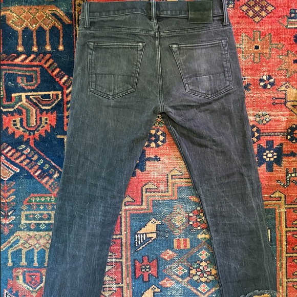 TOM FORD Slim Black Ankle Jeans W/Raw Hem - 4 (3 hidden) Buttons - Picture 3 of 10